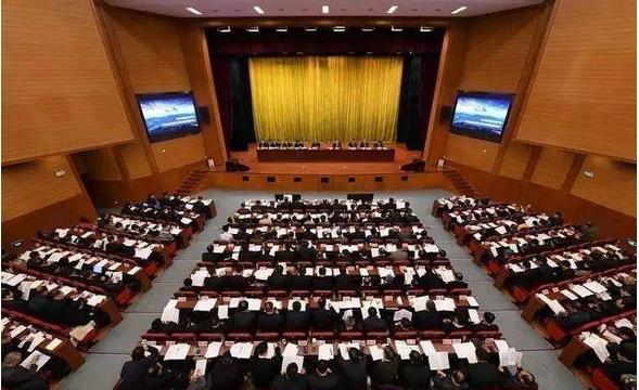 交通運(yùn)輸部部長李小鵬：2018年，鐵路完成投資7920億元，公路水路完成投資2.3萬億元，民航完成投資810億元