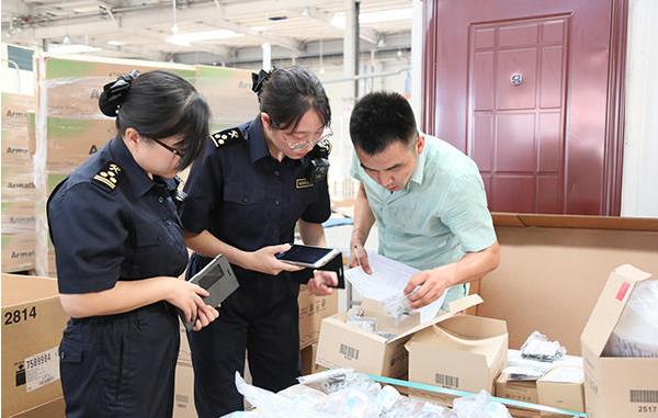 鄭州海關(guān)：前11個月，河南省外貿(mào)進(jìn)出口總值5024.8億元，其中民營企業(yè)進(jìn)出口1366.3億元
